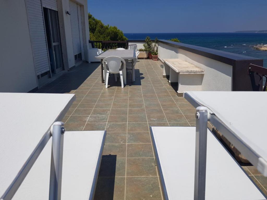 Suite Con Terrazzo Sul Mare E Discesa In Spiaggia A Галліполі Екстер'єр фото
